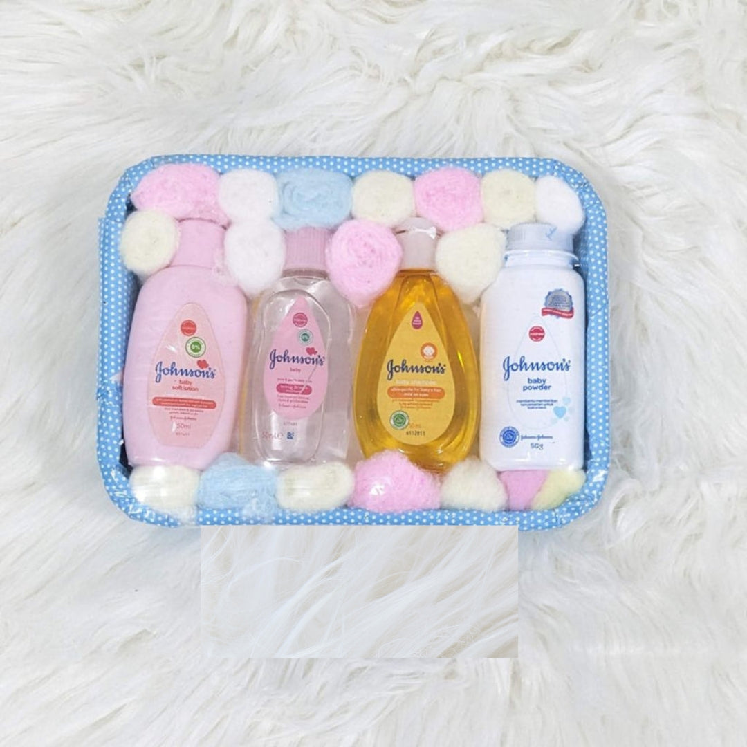 Johnson's Baby Care Gift Set – Essential Pack