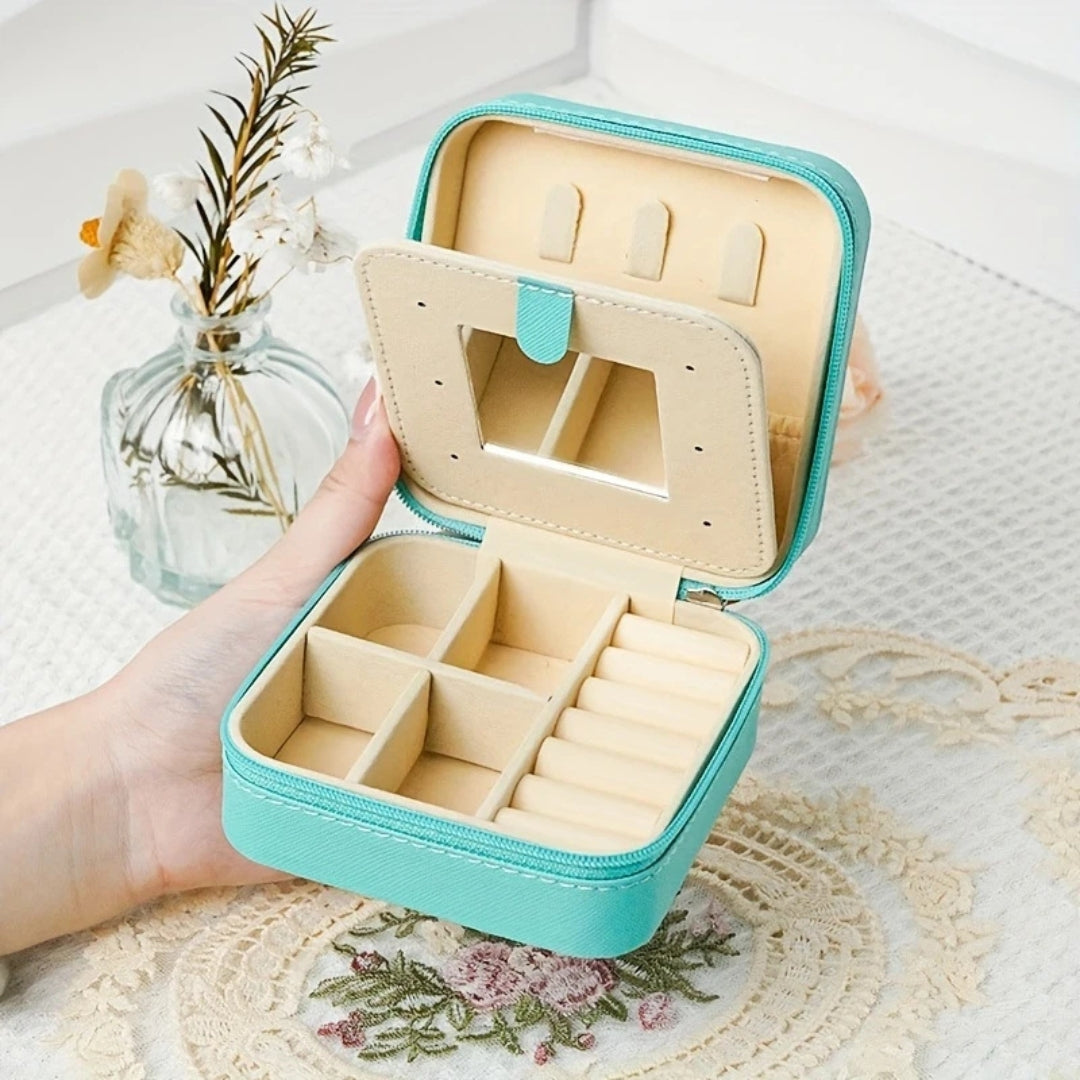 Mini Jewellery Organizer – Compact & Elegant 💍✨