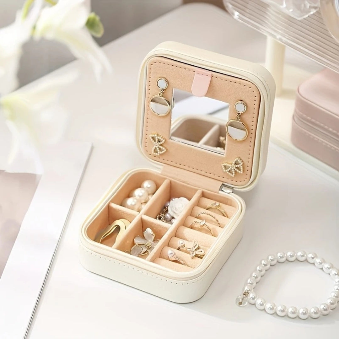 Mini Jewellery Organizer – Compact & Elegant 💍✨