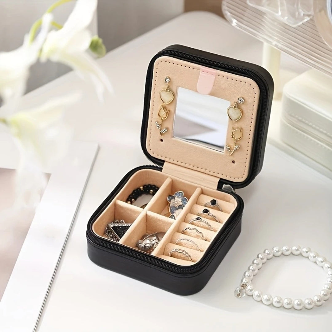 Mini Jewellery Organizer – Compact & Elegant 💍✨