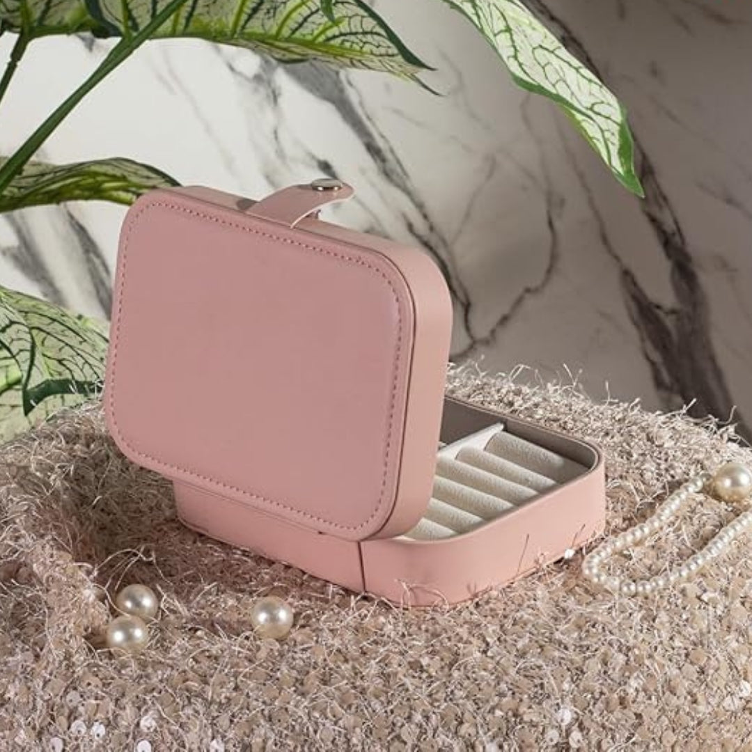 Mini Jewellery Organizer – Compact & Elegant 💍✨