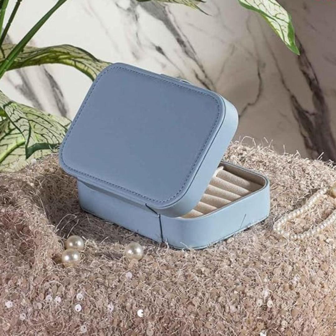 Mini Jewellery Organizer – Compact & Elegant 💍✨