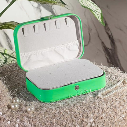 Mini Jewellery Organizer – Compact & Elegant 💍✨