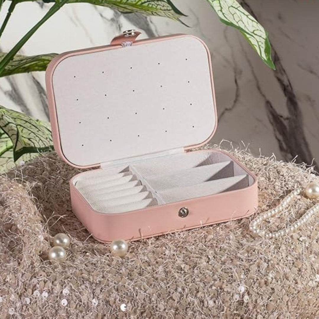 Mini Jewellery Organizer – Compact & Elegant 💍✨